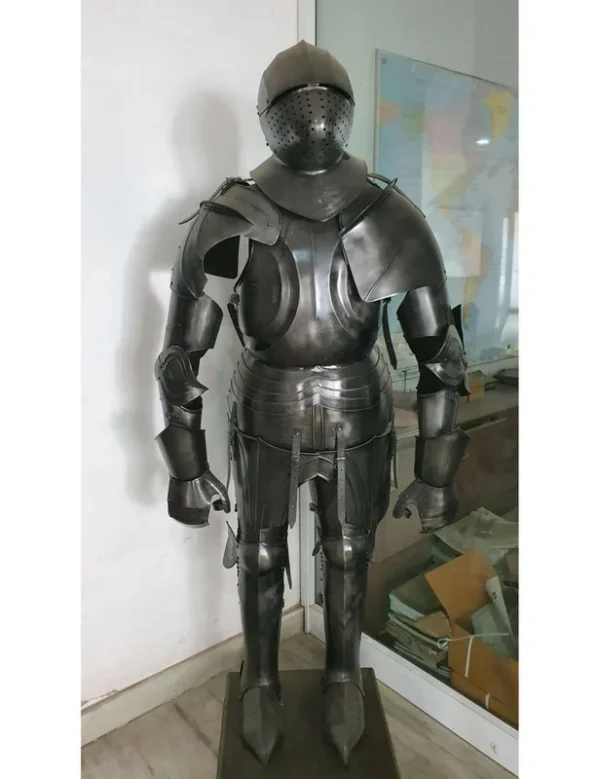 Armure gothique noire – Chevalier des Ténèbres