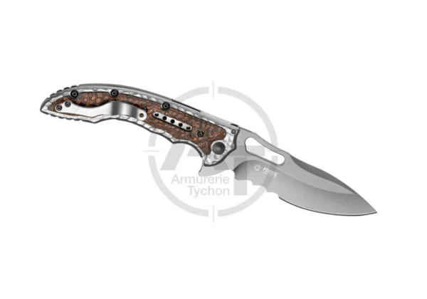 Fossil with Veff Serrations