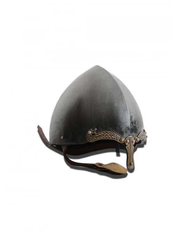 Casque celte médiéval – Acier noirci et laiton gravé