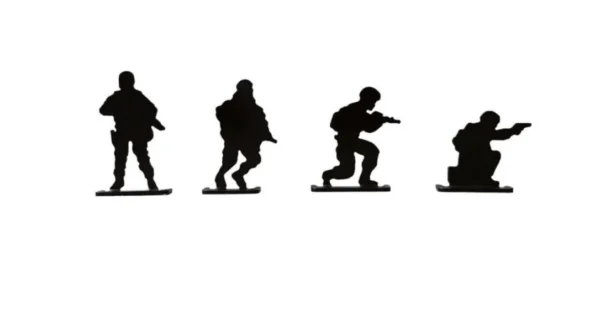 Cible 4 silhouettes soldats en attente, en courant, à l’offensive et à genoux