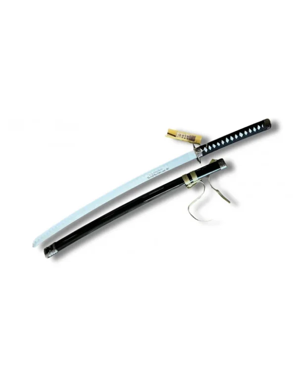 Katana en bois décoratif avec lame gravée, poignée tressée et fourreau laqué noir.