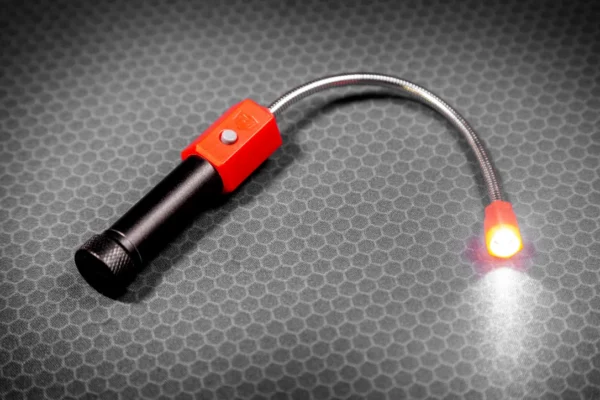 LAMPE MAGNETIQUE FLEXIBLE