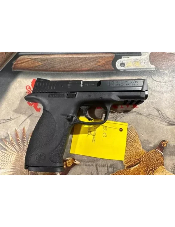 Pistolet Smith & Wesson M&P9 9x19mm para